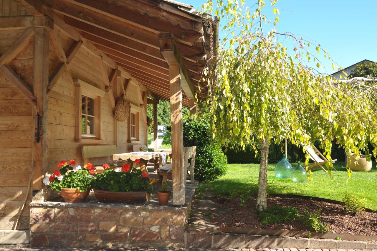 לינה וארוחת בוקר מונטניה Schiessstandhof מראה חיצוני תמונה